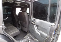 2017 Jeep Wrangler Unlimited - Image 21