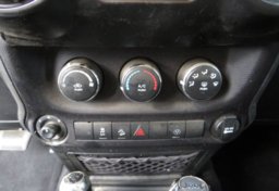 2017 Jeep Wrangler Unlimited - Image 37