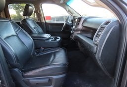 2019 Ram 2500 4x4 - Image 32