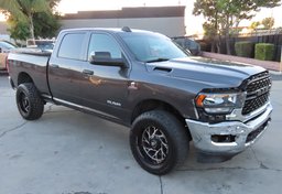 2019 Ram 2500 4x4 - Image 2