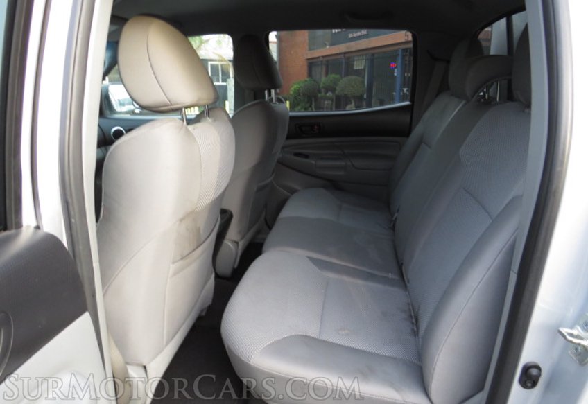 2012 Toyota Tacoma - Image 13