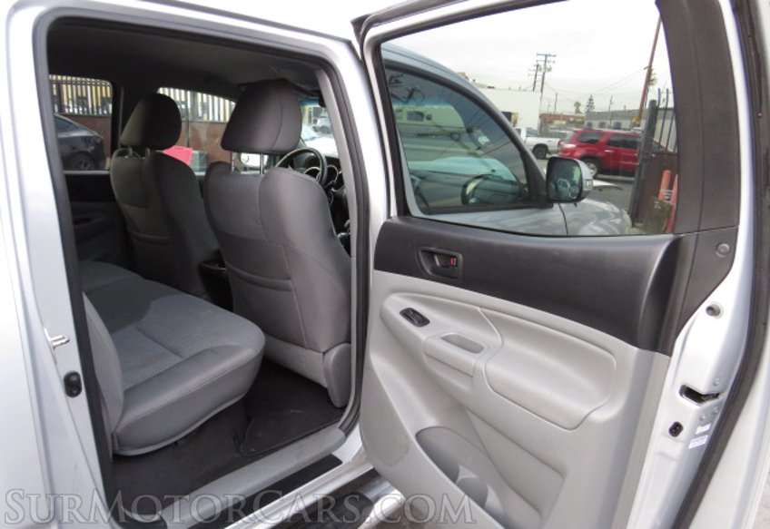 2012 Toyota Tacoma - Image 29