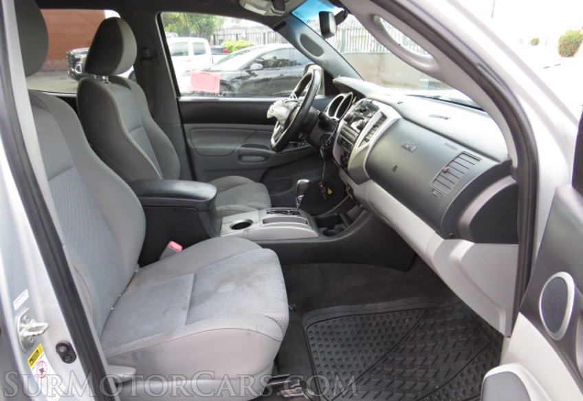 2012 Toyota Tacoma - Image 28