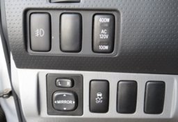 2012 Toyota Tacoma - Image 33