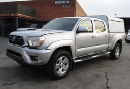 2012 Toyota Tacoma - Image 9