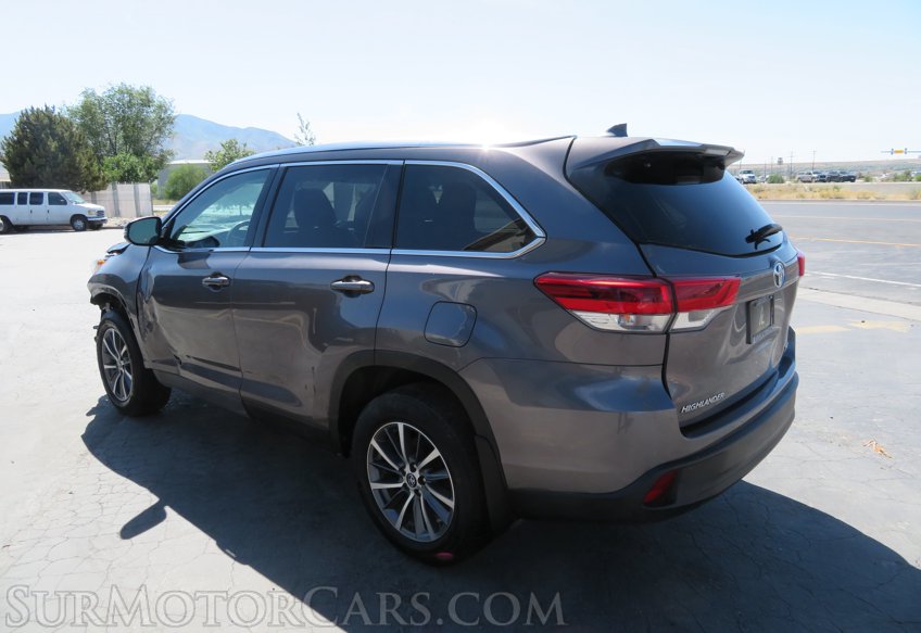 2019 Toyota Highlander - Image 7