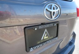 2019 Toyota Highlander - Image 17