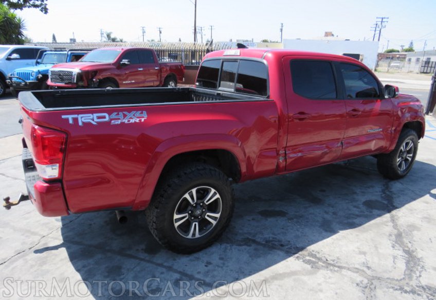 2016 Toyota Tacoma - Image 5