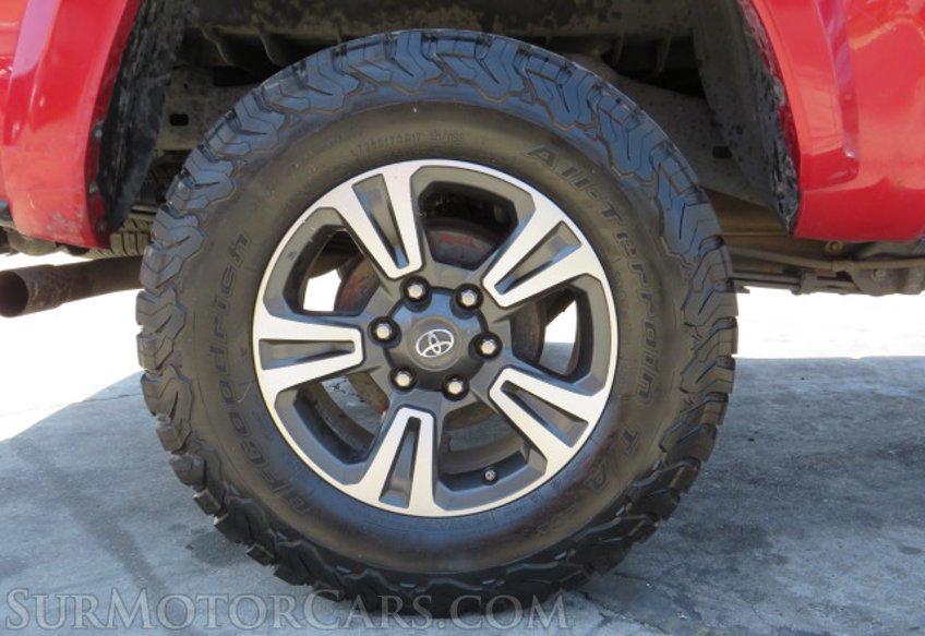 2016 Toyota Tacoma - Image 17