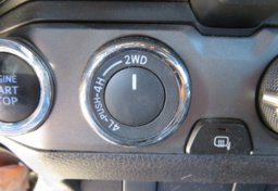 2016 Toyota Tacoma - Image 44