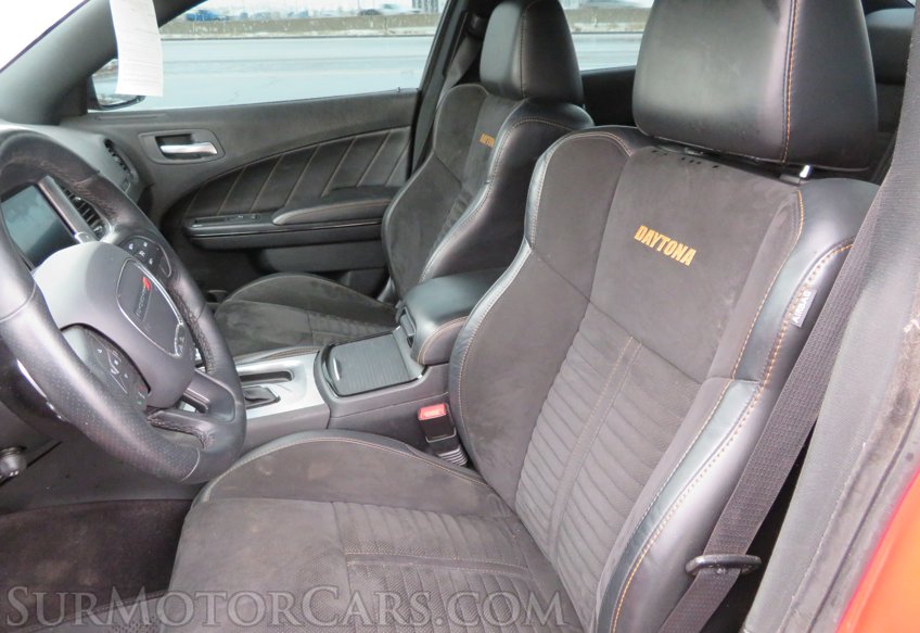 2017 Dodge Charger - Image 30