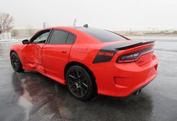 2017 Dodge Charger - Image 9