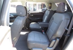 2018 Chevrolet Traverse - Image 32