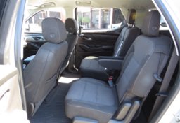 2018 Chevrolet Traverse - Image 30