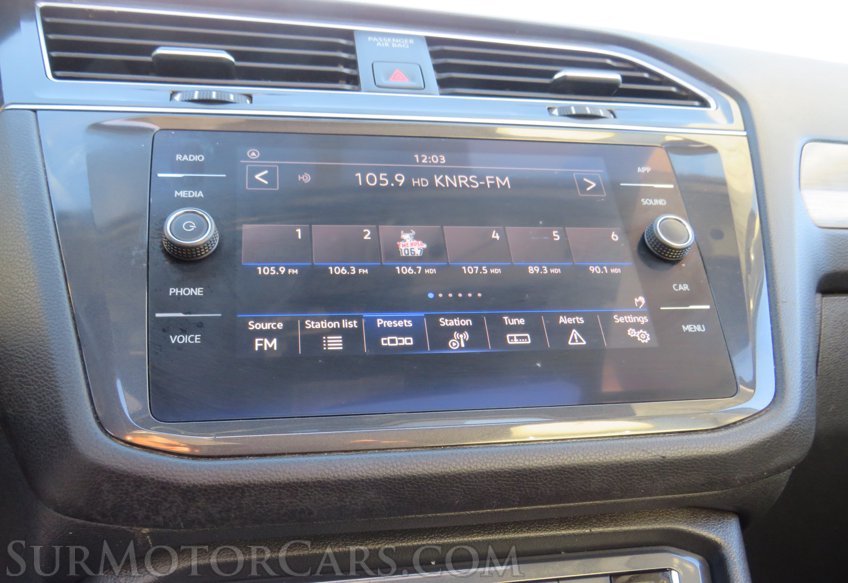 2021 Volkswagen Tiguan - Image 32