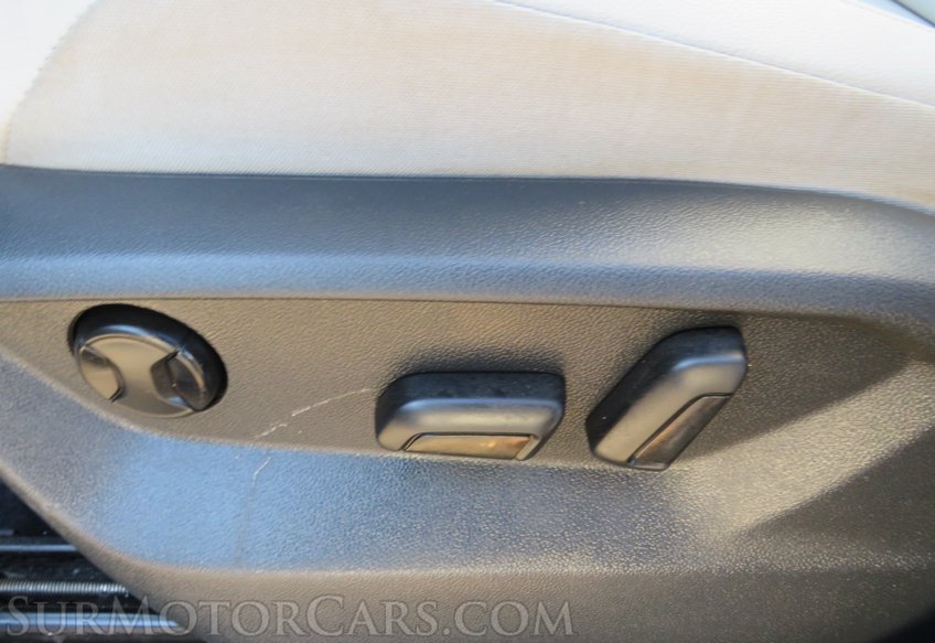 2021 Volkswagen Tiguan - Image 42