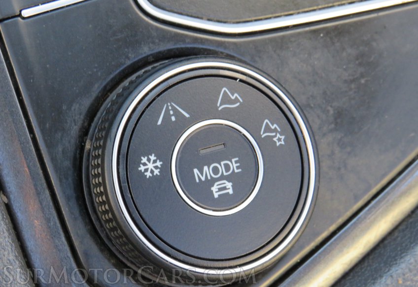 2021 Volkswagen Tiguan - Image 36