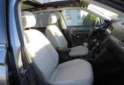 2021 Volkswagen Tiguan - Image 23