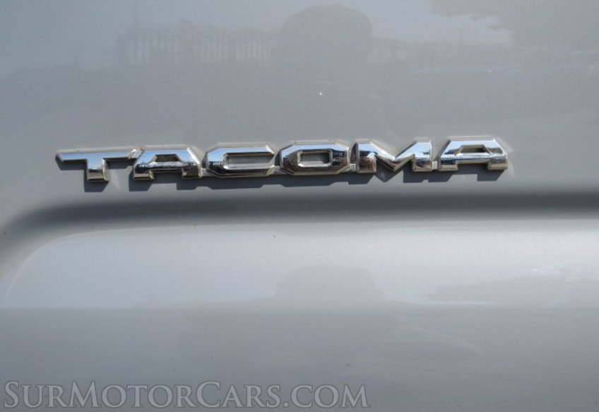 2019 Toyota Tacoma 4WD - Image 17