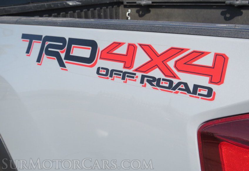 2019 Toyota Tacoma 4WD - Image 18