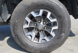 2019 Toyota Tacoma 4WD - Image 22