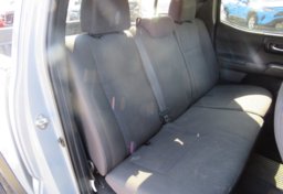 2019 Toyota Tacoma 4WD - Image 33