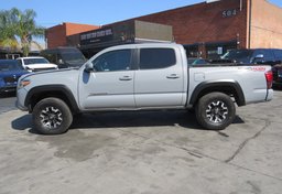2019 Toyota Tacoma 4WD - Image 5