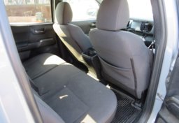 2019 Toyota Tacoma 4WD - Image 31