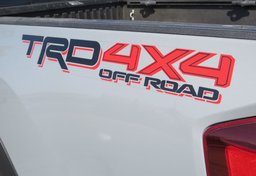 2019 Toyota Tacoma 4WD - Image 18