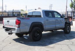 2019 Toyota Tacoma 4WD - Image 10