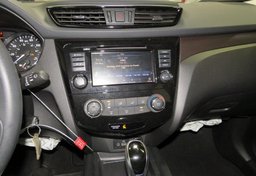 2020 Nissan Rogue Sport - Image 44