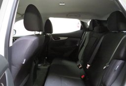 2020 Nissan Rogue Sport - Image 32