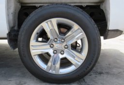 2018 Chevrolet Silverado 1500 - Image 16