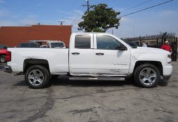2018 Chevrolet Silverado 1500 - Image 12