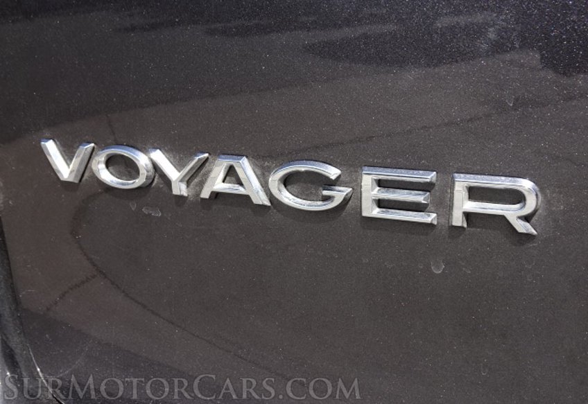 2020 Chrysler Voyager - Image 20