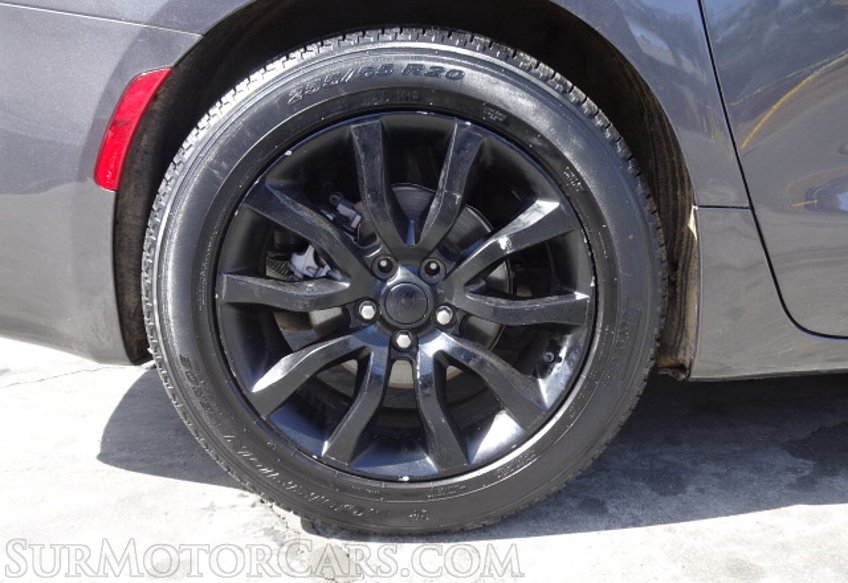 2020 Chrysler Voyager - Image 18
