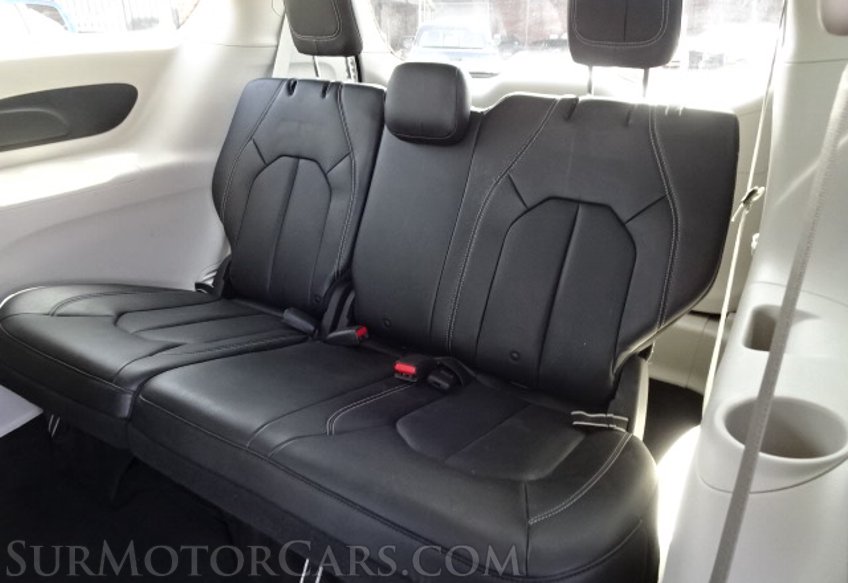 2020 Chrysler Voyager - Image 33
