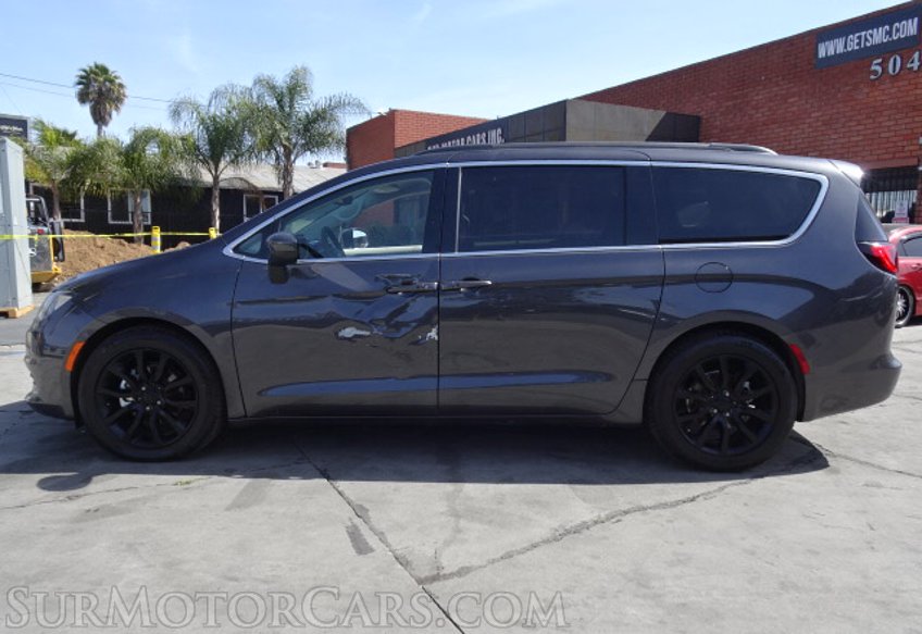 2020 Chrysler Voyager - Image 12