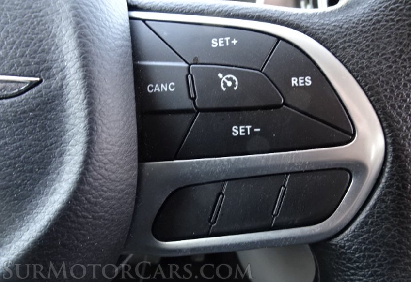 2020 Chrysler Voyager - Image 38