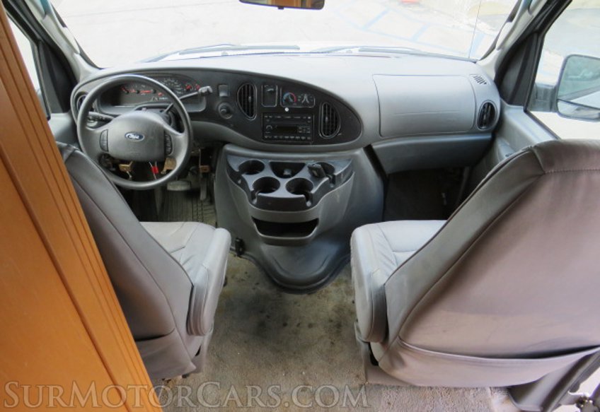 2008 Ford Econoline Cargo Van - Image 52