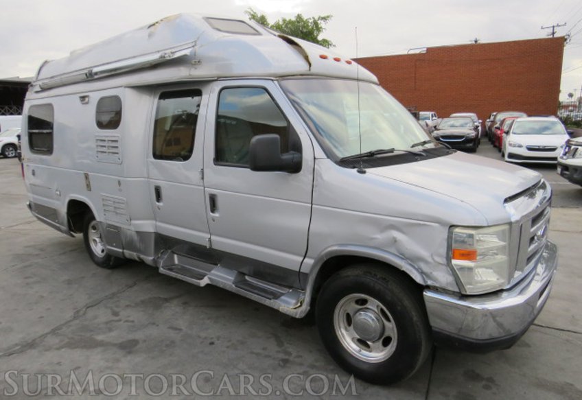 2008 Ford Econoline Cargo Van - Image 2