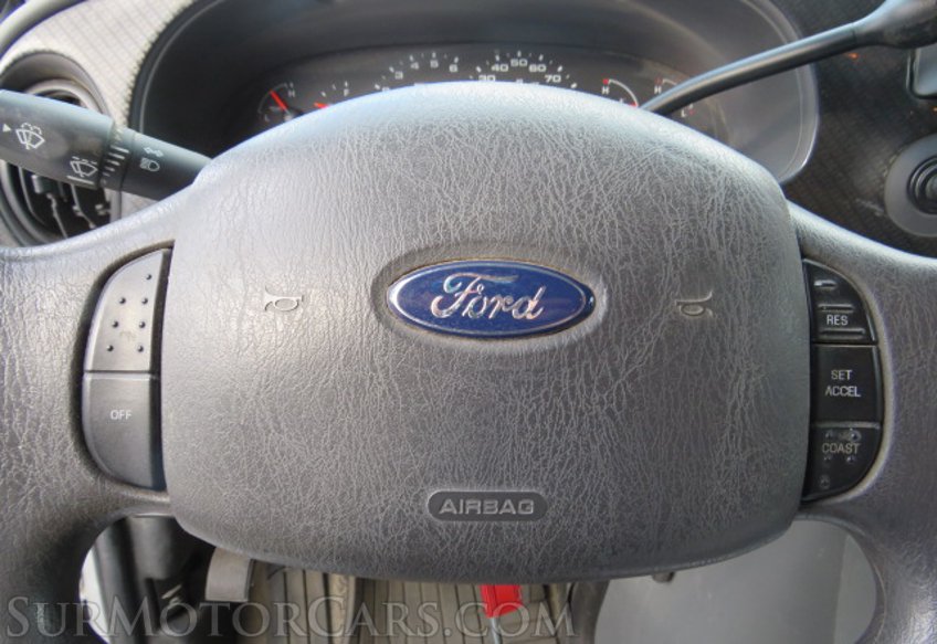 2008 Ford Econoline Cargo Van - Image 31