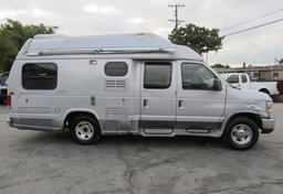 2008 Ford Econoline Cargo Van - Image 5