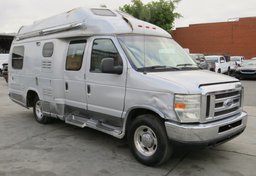 2008 Ford Econoline Cargo Van - Image 4