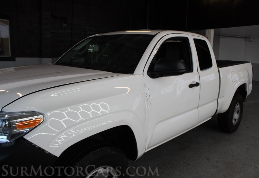 2023 Toyota Tacoma - Image 14