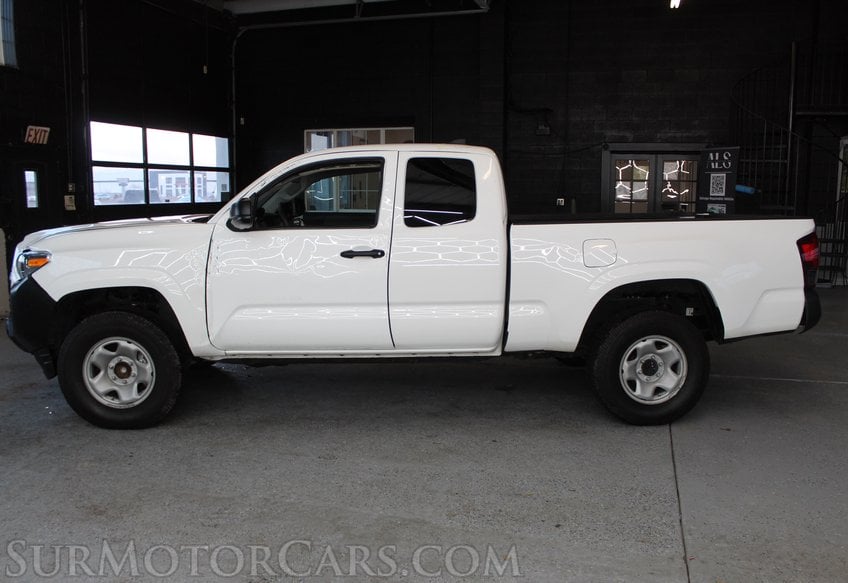 2023 Toyota Tacoma - Image 10