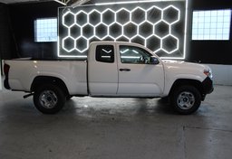 2023 Toyota Tacoma - Image 9