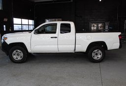 2023 Toyota Tacoma - Image 10