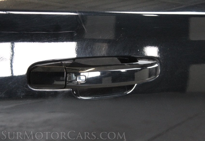 2020 Chevrolet Suburban Premier - Image 25