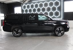 2020 Chevrolet Suburban Premier - Image 9